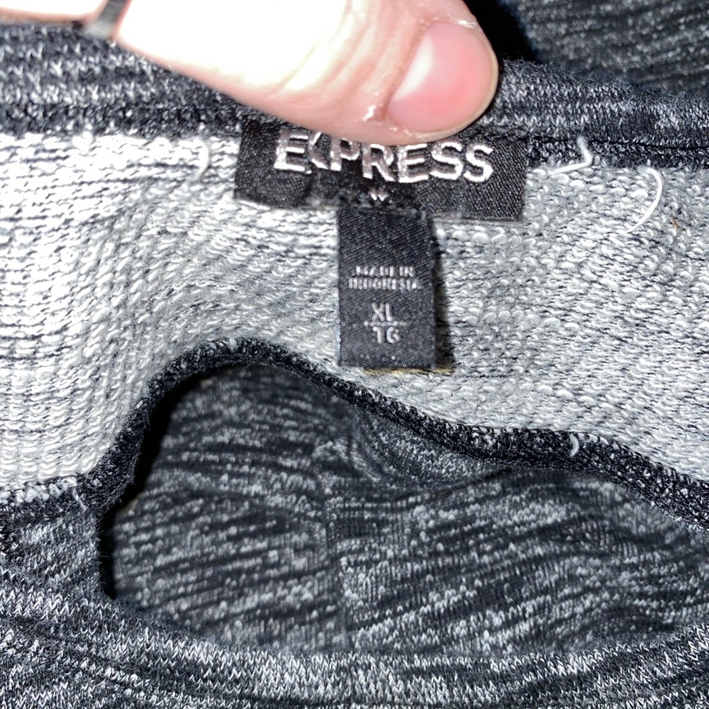 Express Open Back Sweater - Picture 3 of 3